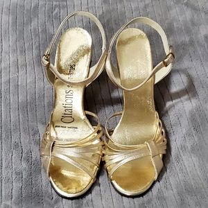 NIB Vintage gold strappy heels